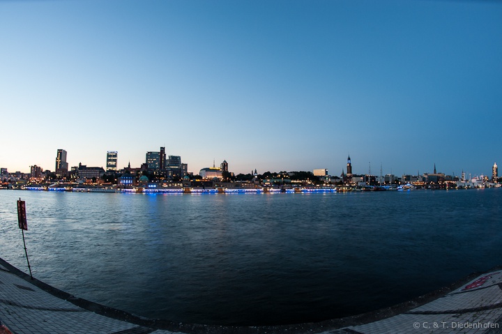 schöne blaue Stunde...