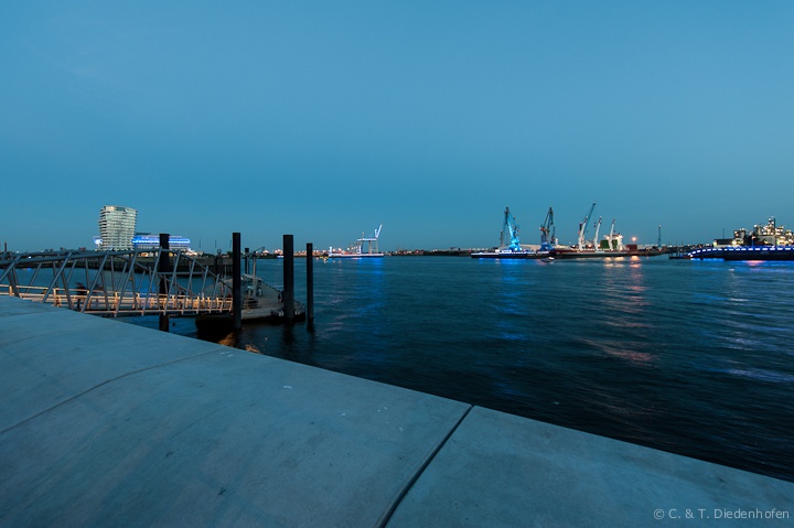 die blaue Stunde naht