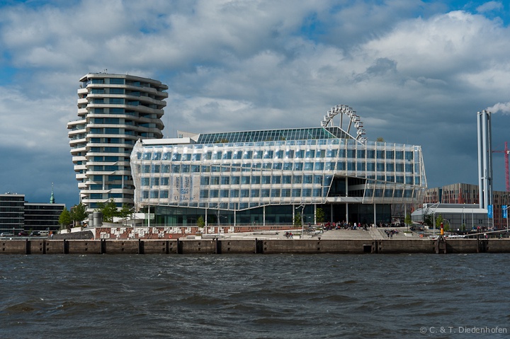 Unilever Gebäude und Marco Polo Tower