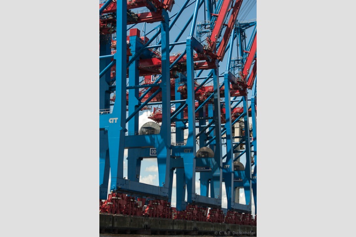 Containerbrücken