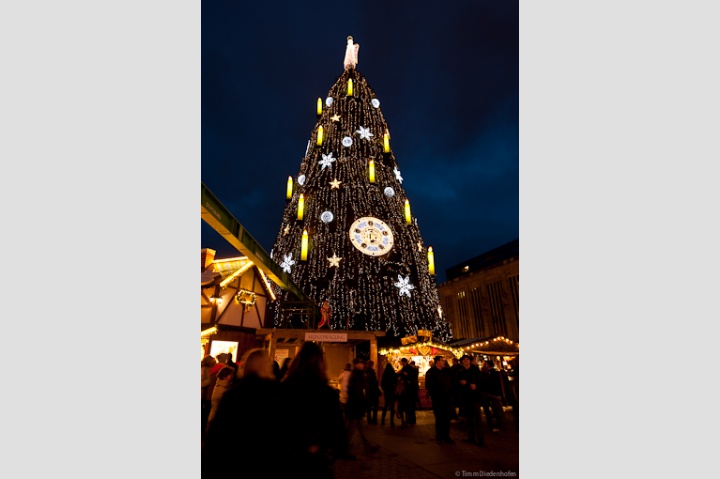 Weihnachtsbaum auf dem Weihnachtsmarkt in Dortmund