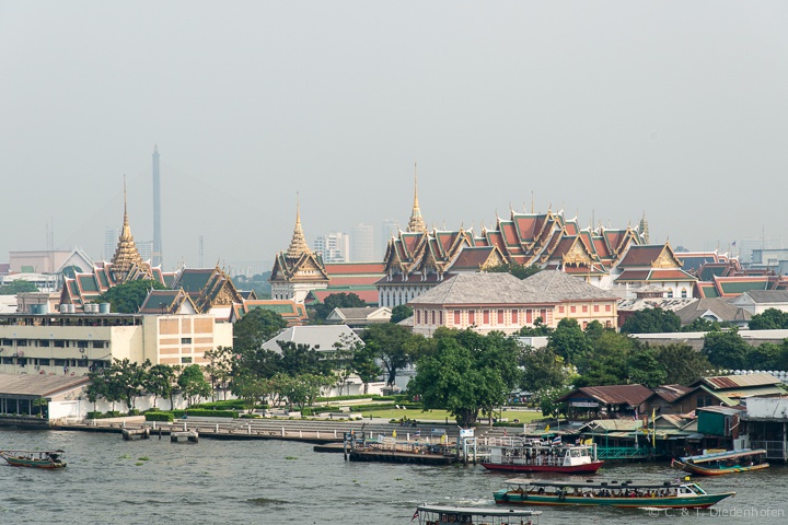 Blick auf den Königspalast