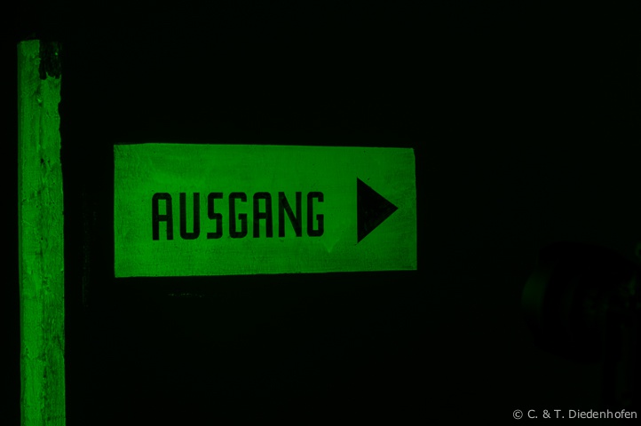 wir leuchten den Bunker mal etwas aus