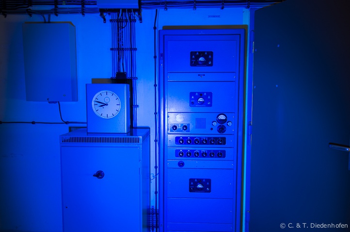 wir leuchten den Bunker mal etwas aus